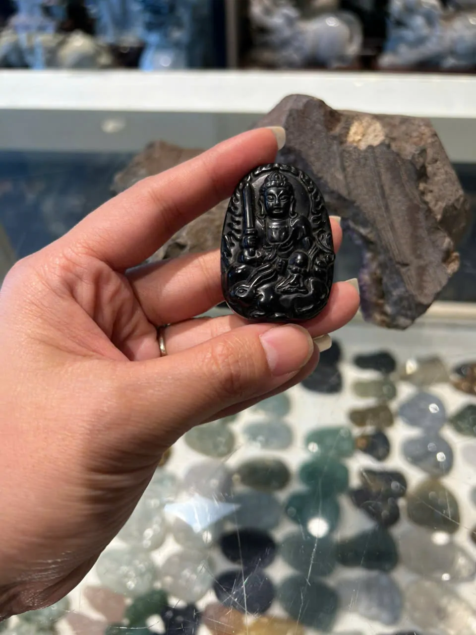 Phật bản mệnh đá hắc ngà - Tuổi Mẹo (Văn Thù Bồ Tát) S5069-4
